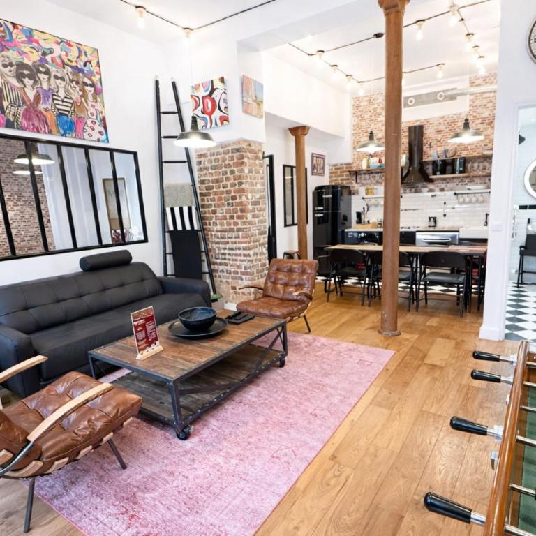 Montmartre Rue des Martyrs Loft with AC, 4-7 PEO - Appartement 3 Chambres - 55