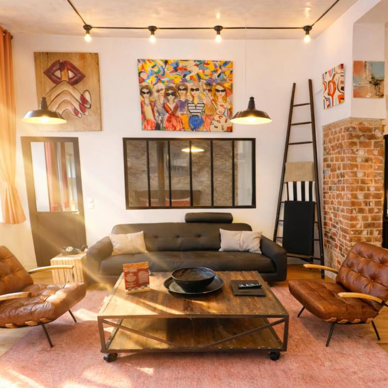 Montmartre Rue des Martyrs Loft with AC, 4-7 PEO - Appartement 3 Chambres - 1