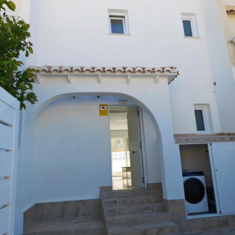 Los Balcones - Three-Bedroom Home - 15