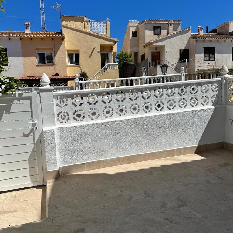 Los Balcones - Three-Bedroom Home - 18