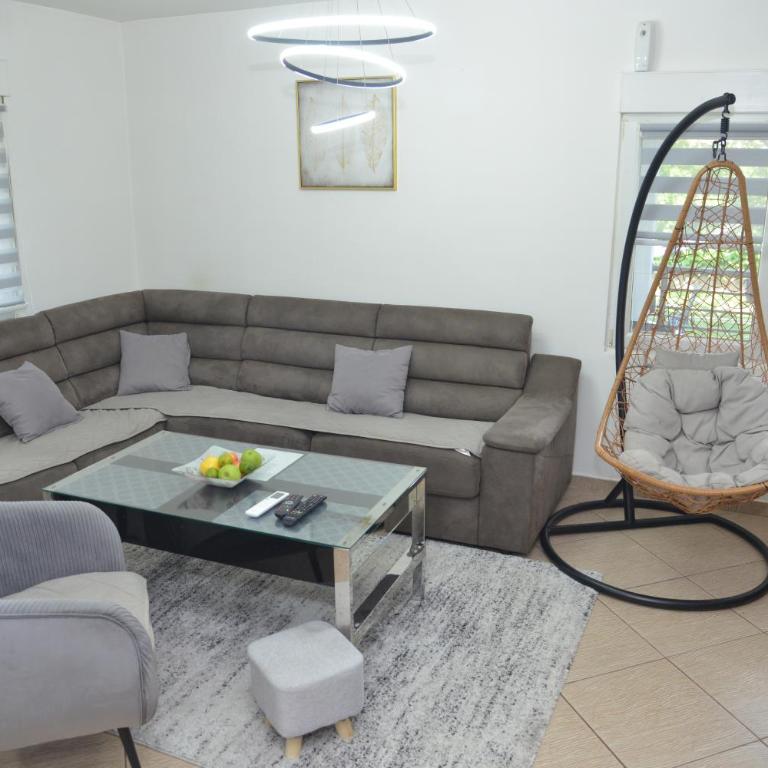 Villa PeSa with Private Pool, Jacuzzi & Sports Garden - Vila sa 2 Spavaće Sobe - 4