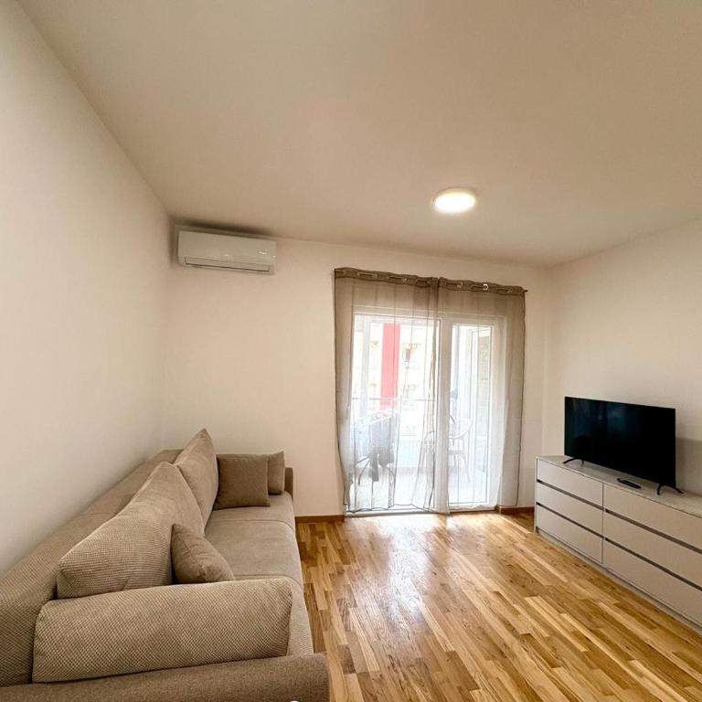 New apartment in Becici - One-Bedroom Apartment with Balcony - 3