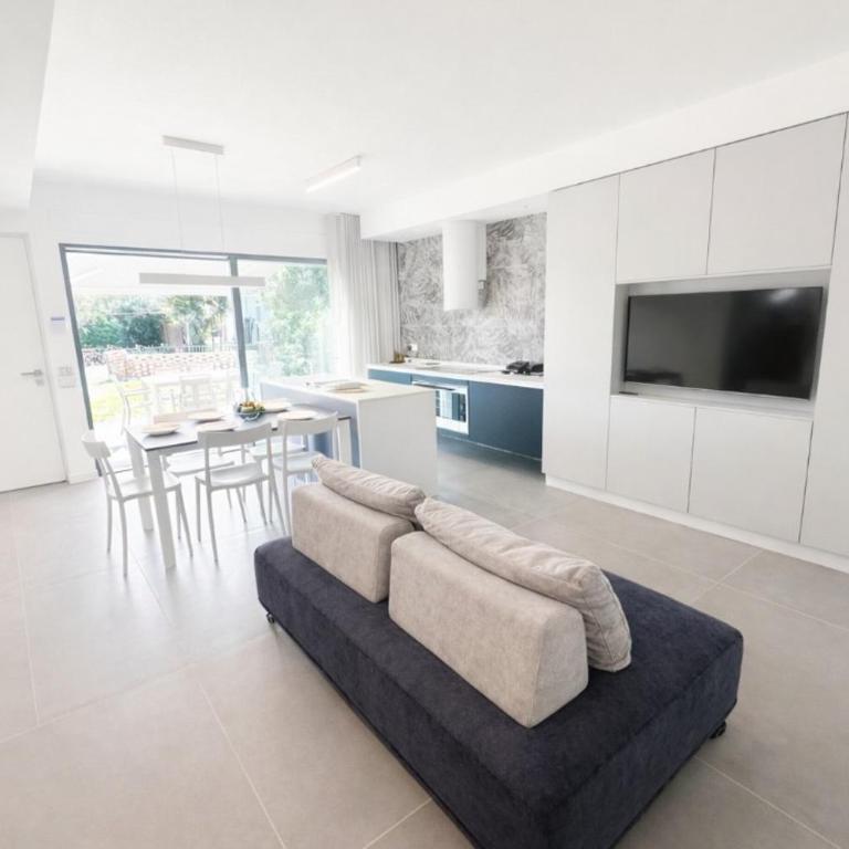 Luxury Villa Paradise beach 2025 - Agenzia Cocal - Three-Bedroom Villa - 1