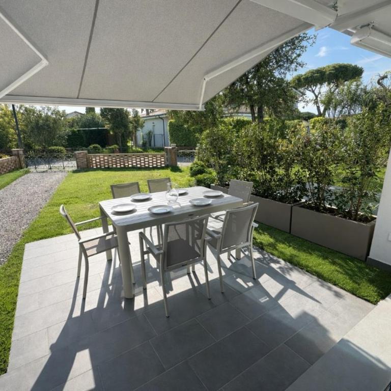 Luxury Villa Paradise beach 2025 - Agenzia Cocal - Three-Bedroom Villa - 2
