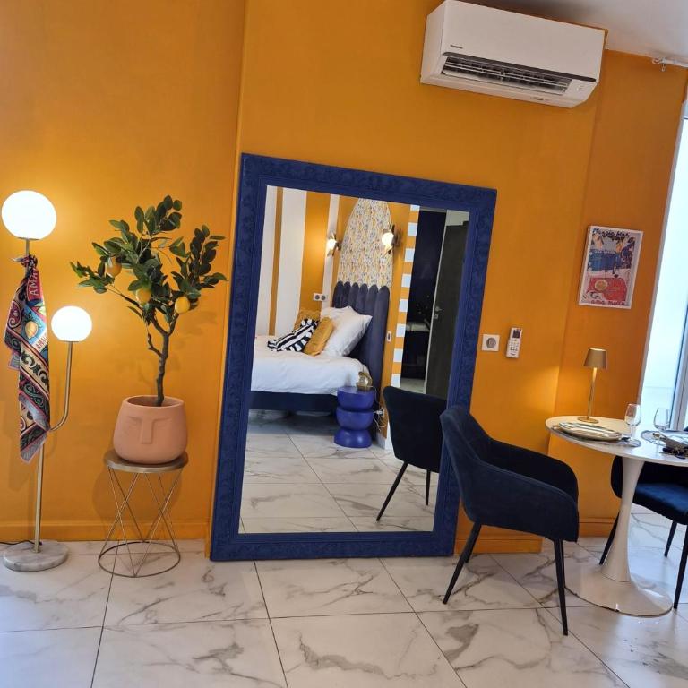 Ciao Bella Wellness Suite - Luxury Jacuzzi, Massage Table & AC in Central Nice - Appartement 1 Chambre - 27