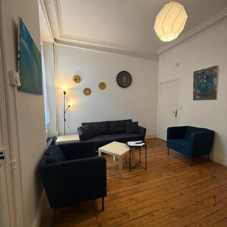 F4 avec cours intérieur - Apartamento de 3 dormitorios - 1