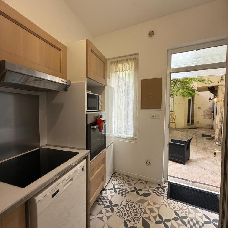 F4 avec cours intérieur - Apartamento de 3 dormitorios - 3