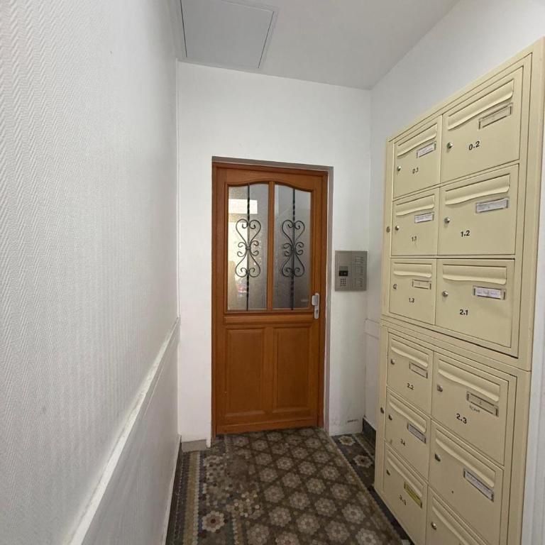 F4 avec cours intérieur - Apartamento de 3 dormitorios - 16