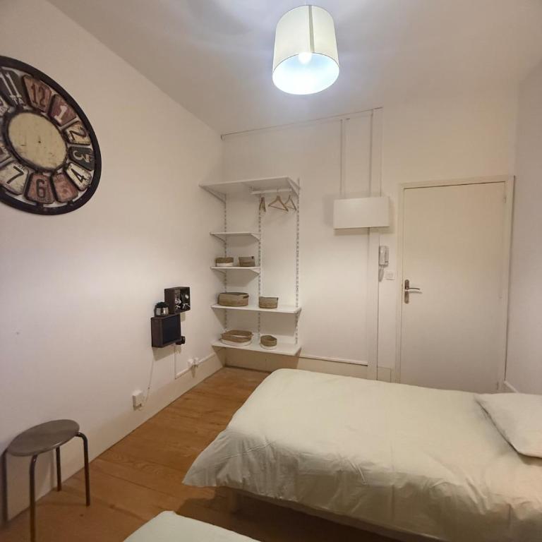 F4 avec cours intérieur - Apartamento de 3 dormitorios - 23