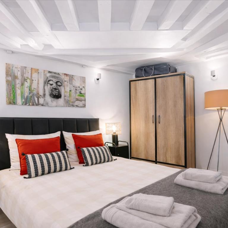 Opéra Paris center Charming air-conditioned loft - Two-Bedroom Apartment - 20