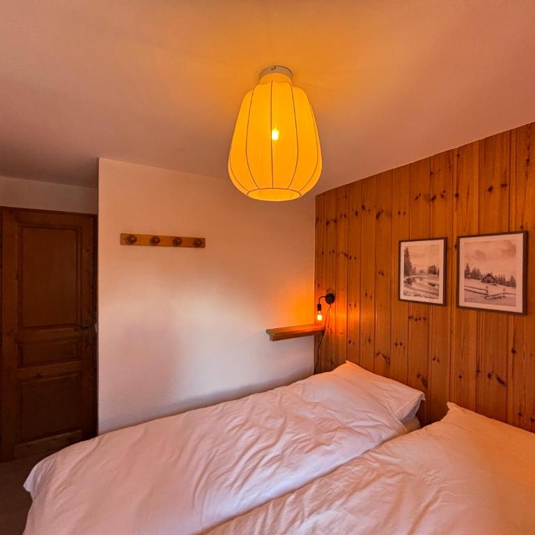 Le Rêve Alpin - centre village, near ski slopes - Two-Bedroom Apartment - 8