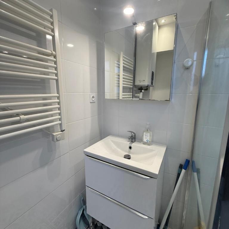 Studio Moderne centre vichy Thermes à pieds - Apartment mit 1 Schlafzimmer - 7