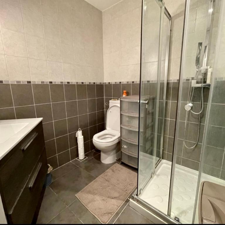 2 chambres et salon 6 mn Port à pieds - Appartement 2 Chambres - 14
