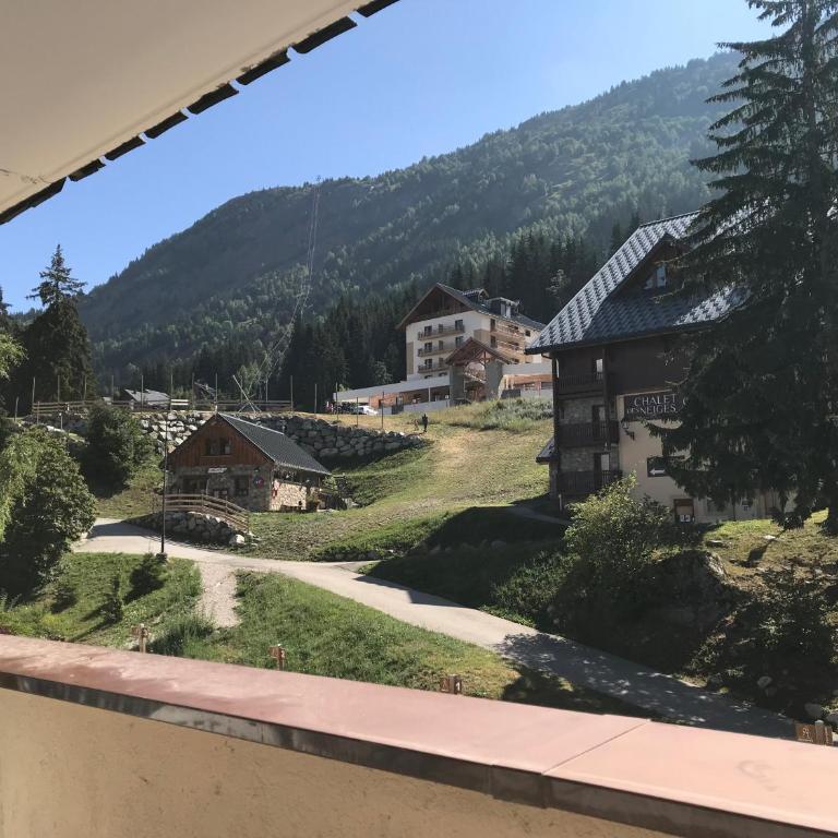 Cozy Alpine Ski Studio in Oz en Oisans - Appartement avec Vue sur la Montagne - 18