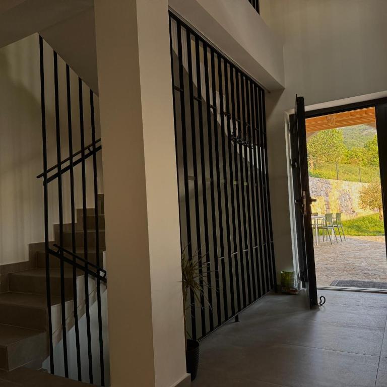 Sunset Stone Retreat - Three-Bedroom Villa - 29