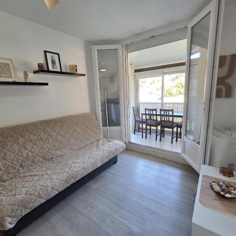 joli appartement pour 4 personnes résidence sécurisée, parking et piscine - Appartamento con 1 Camera da Letto - 7