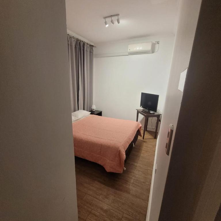 Hotel Traslaviña - Habitación Doble con baño privado - 6