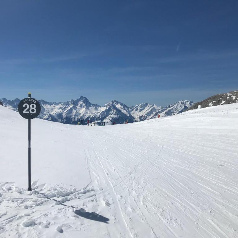 Cozy Alpine Ski Studio in Oz en Oisans - Appartement avec Vue sur la Montagne - 16