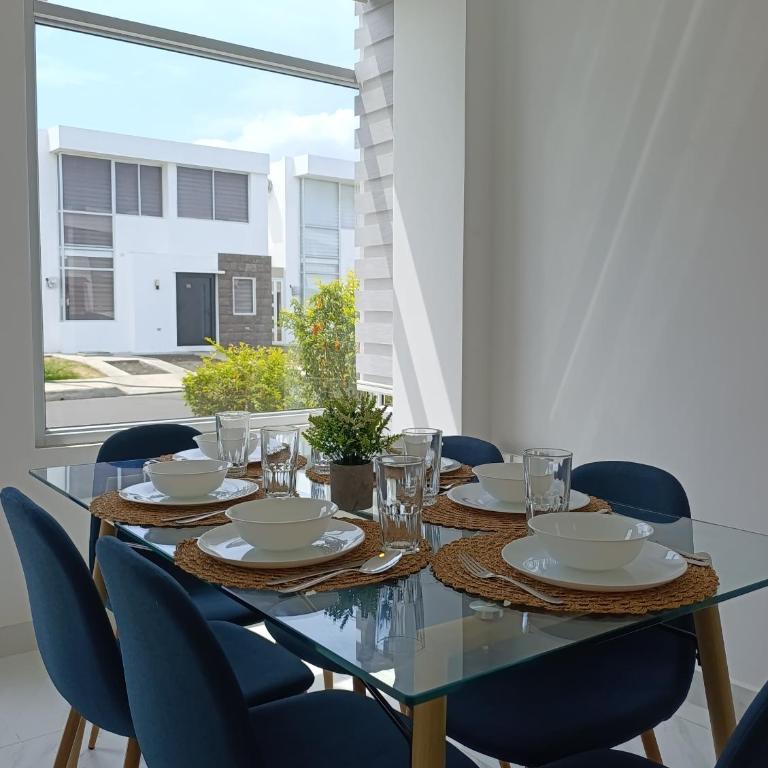 Casa moderna en Urb privada Seguridad 24h manta jaramijo - Three-Bedroom Vacation Home - 7