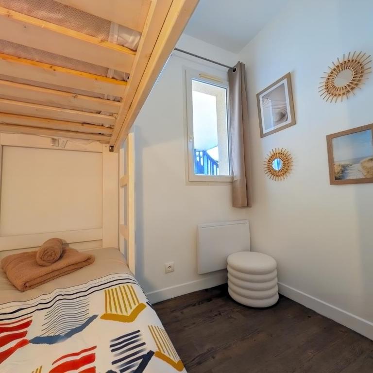 Vue sur la piscine & le golf avec balcon & Parking - Appartamento con 2 Camere da Letto e Balcone - 9