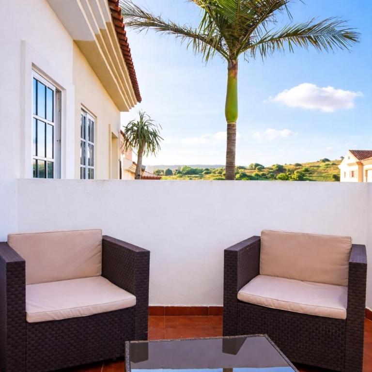 Tarifa Family House 5 min walk to the beach and old town - Chalet de 3 dormitorios - 7