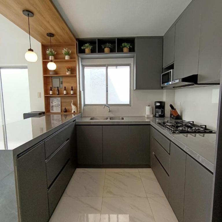 Casa moderna en Urb privada Seguridad 24h manta jaramijo - Three-Bedroom Vacation Home - 12
