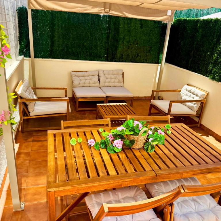 Apt con chill-out, piscina en la azotea a 5 min de la playa y parking privado - Estudio con terraza - 27
