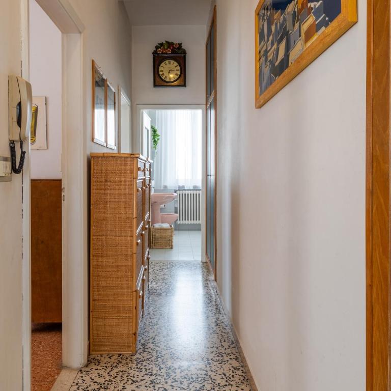 Viserba Sea Villa with Balcony - Il Lupo Affitta - Casa con 3 Camere da Letto - 10
