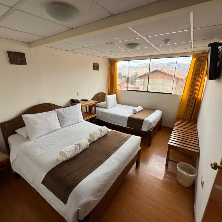 Hostal El Auqui - Habitación Triple Estándar - 1