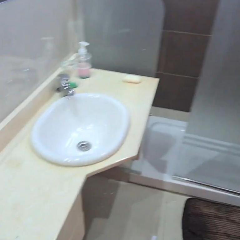 Ostel Grant - Habitación Doble - 2 camas - 12