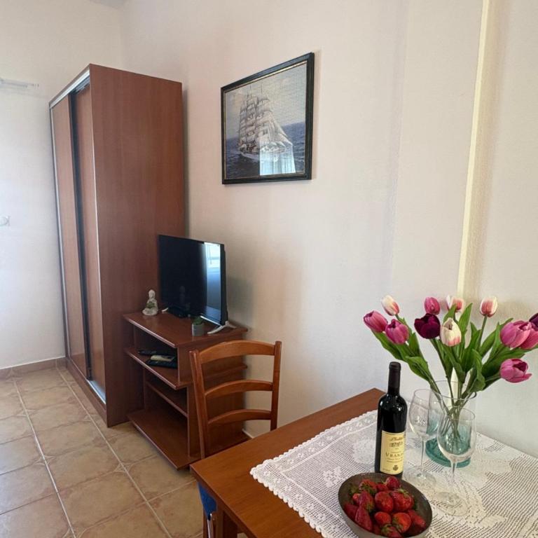 BlueWave Apartmani - Bjelila - Komfor Trokrevetna Soba - 7