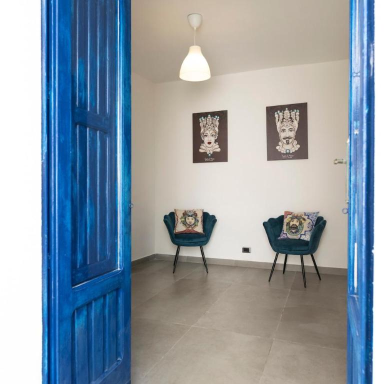 The Blue Door in the historic center of Modica Bassa - Casa con 2 Camere da Letto - 10