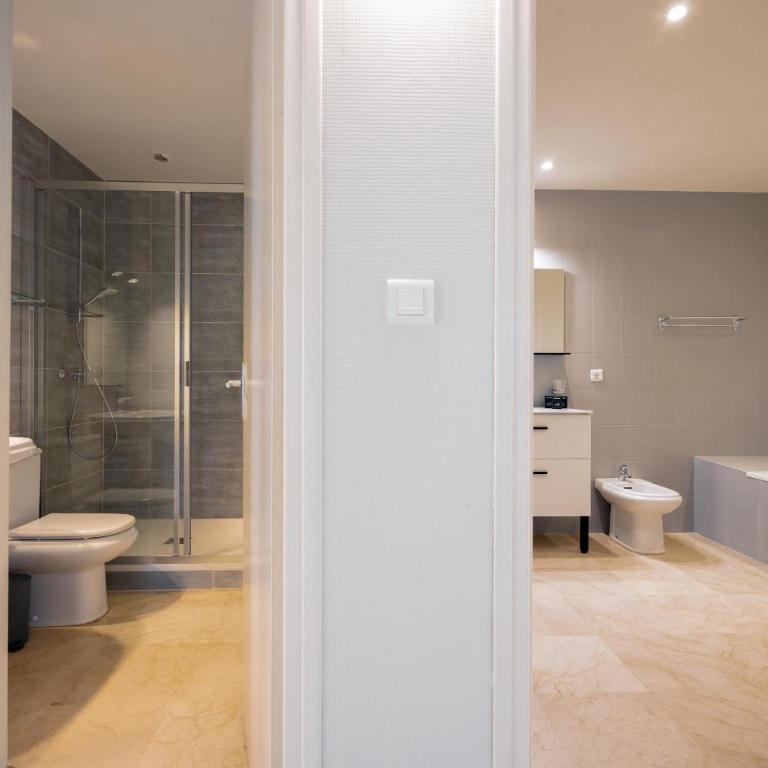 Magnifique appartement en front de mer - Three-Bedroom Apartment - 6