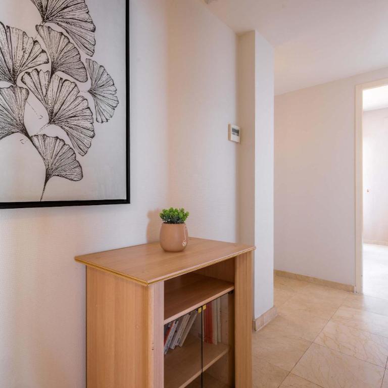 Magnifique appartement en front de mer - Three-Bedroom Apartment - 15