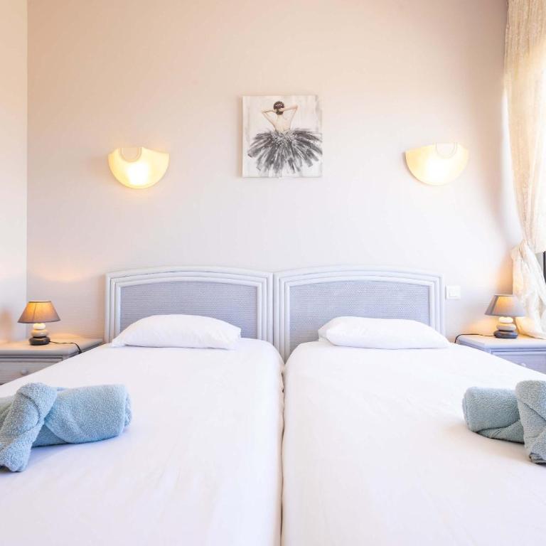 Magnifique appartement en front de mer - Three-Bedroom Apartment - 19