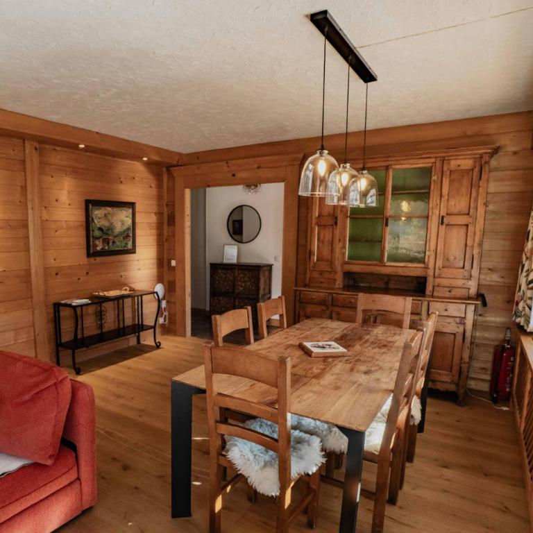 appartement 103m2 près de Megève, face à télécabine la Princesse,2 chambres , garage, local à ski - Appartement 2 Chambres - 4
