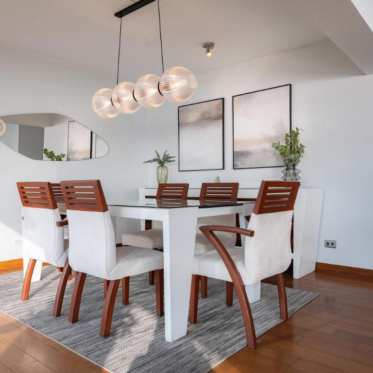 ALU Luxe - Premium Oceanfront Apartments Larcomar - Four-Bedroom Deluxe Apartment - 14