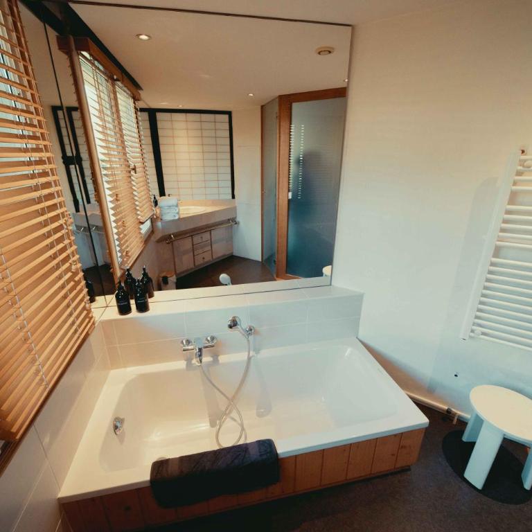 appartement 103m2 près de Megève, face à télécabine la Princesse,2 chambres , garage, local à ski - Appartement 2 Chambres - 17