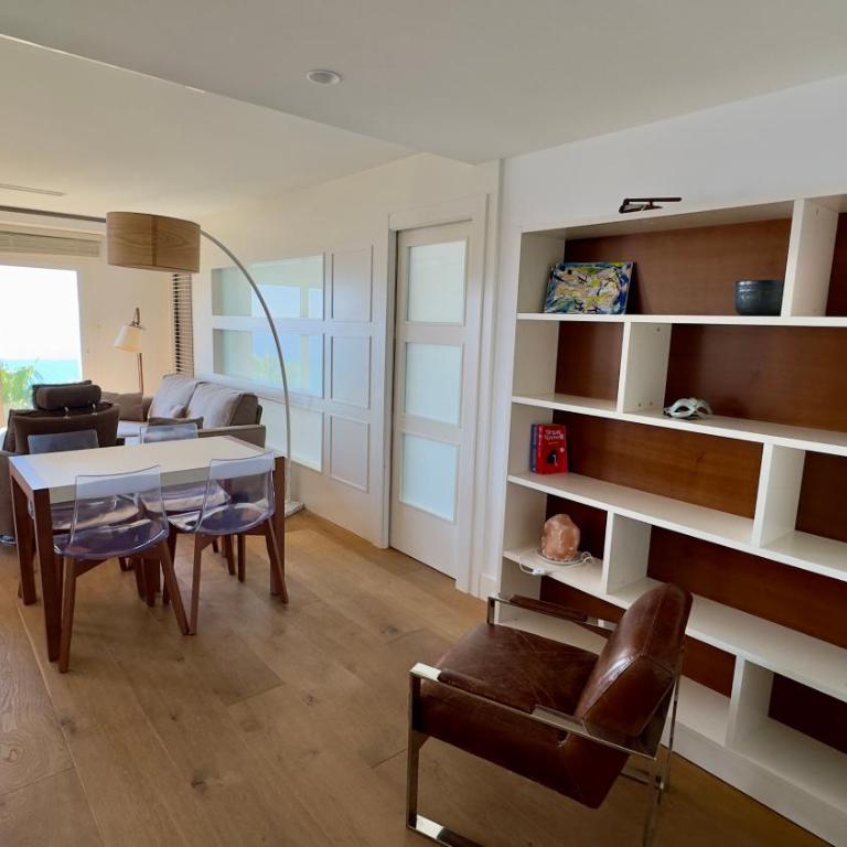 Caleta - Apartamento de 2 dormitorios - 3