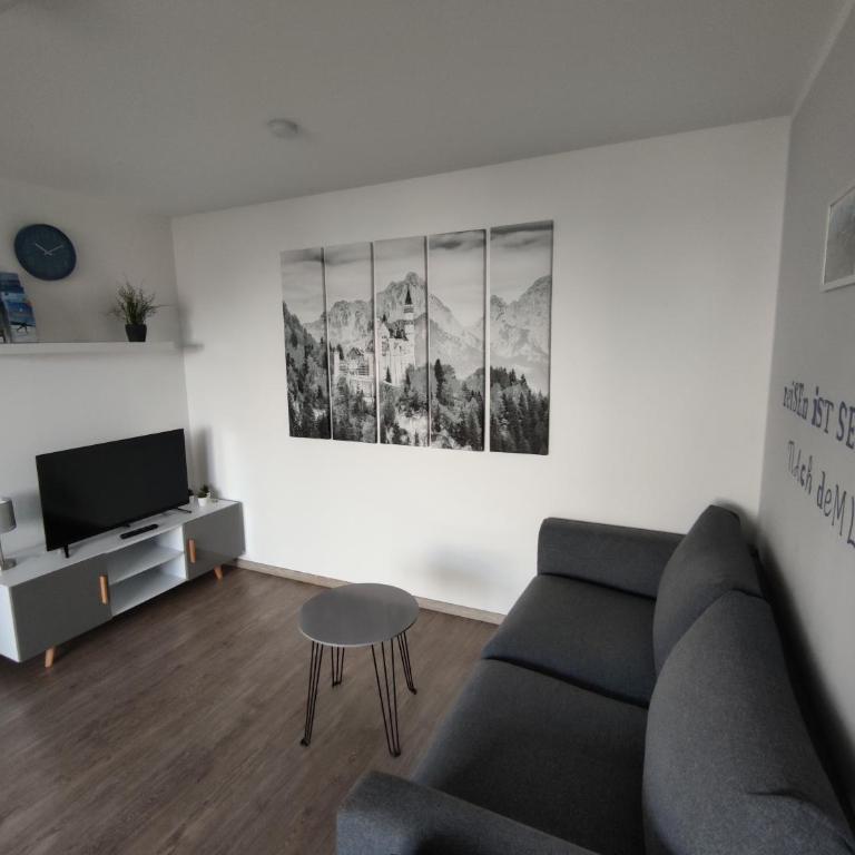 Ruhig gelegene Wohnung in schöner Ortsrandlage - Apartment mit 1 Schlafzimmer - 2