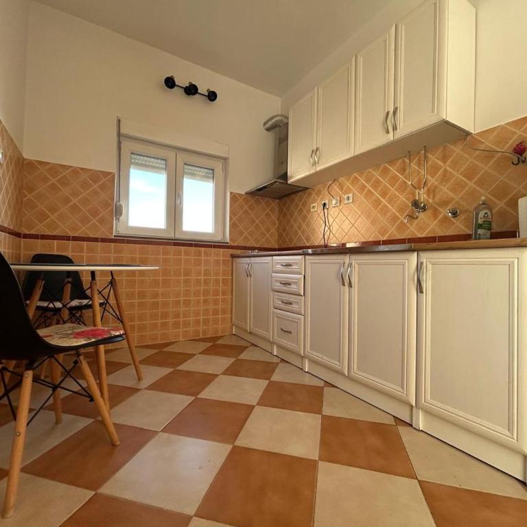 Helena Apartments - Apartment with Sea View - 6