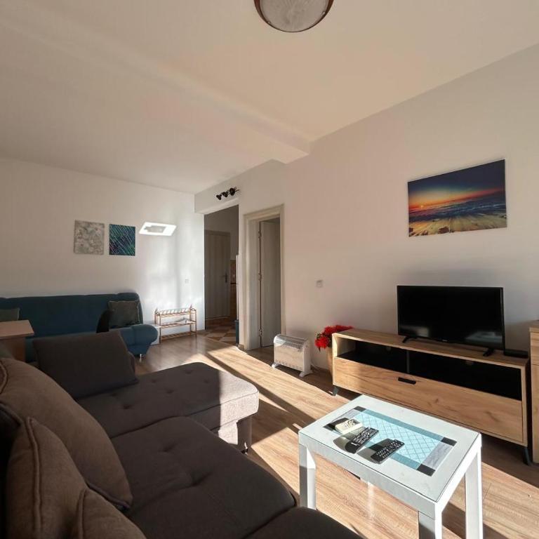 Helena Apartments - Apartment with Sea View - 11