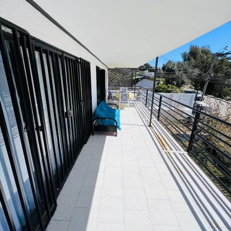 Gran Casa, Con Piscina, Estacionamiento y Vista al Mar - Four-Bedroom House - 5