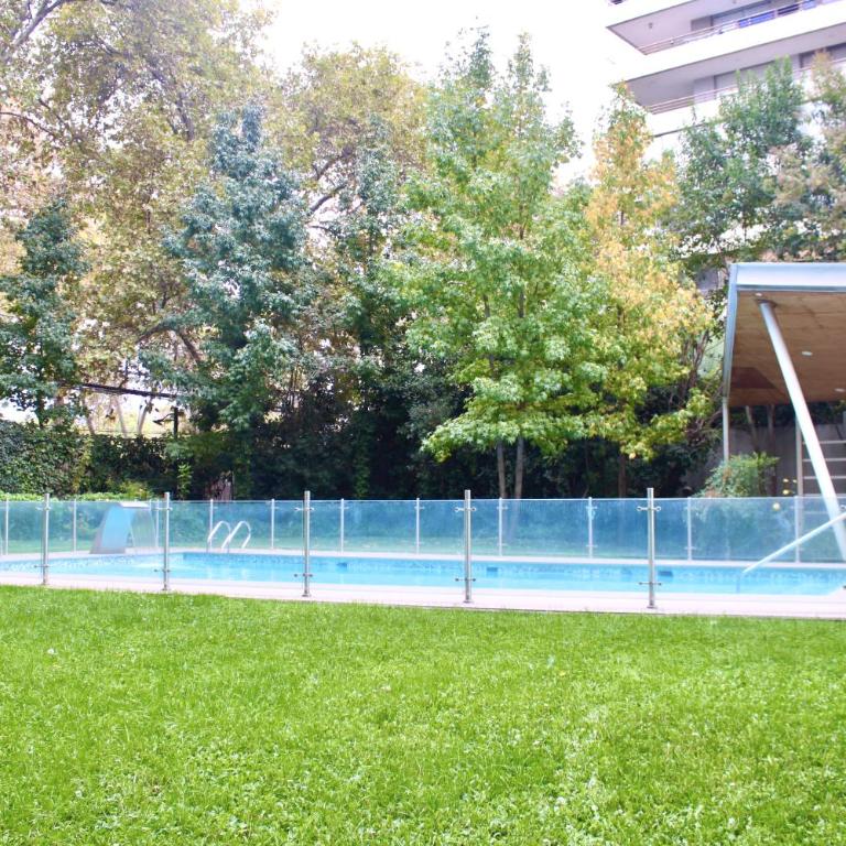 Ñuñoa 2D1B a pasos Metro Chile España - Two-Bedroom Apartment with Balcony - 19