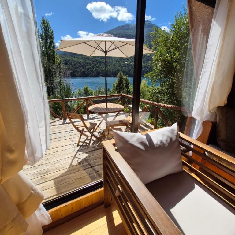 Refugio de Montaña Patagonia a orilla de lago, pesca - Chalet - 16