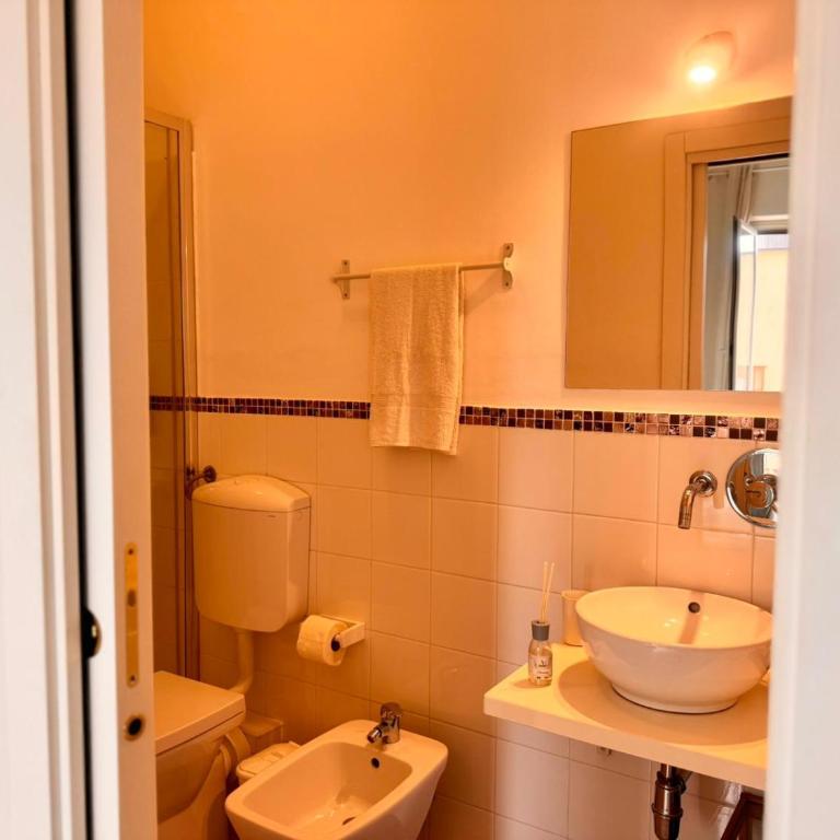 Respiro Mediterraneo - Camera Matrimoniale con Bagno Privato - 42