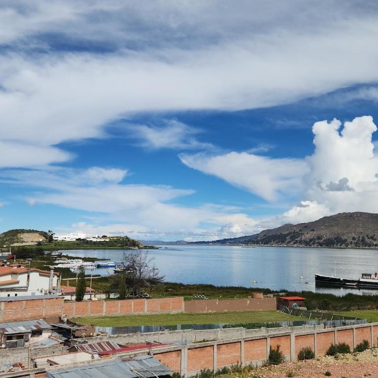 Dúplex Turístico con vista al Lago en Puno, Perú - Apartamento de 3 dormitorios - 1