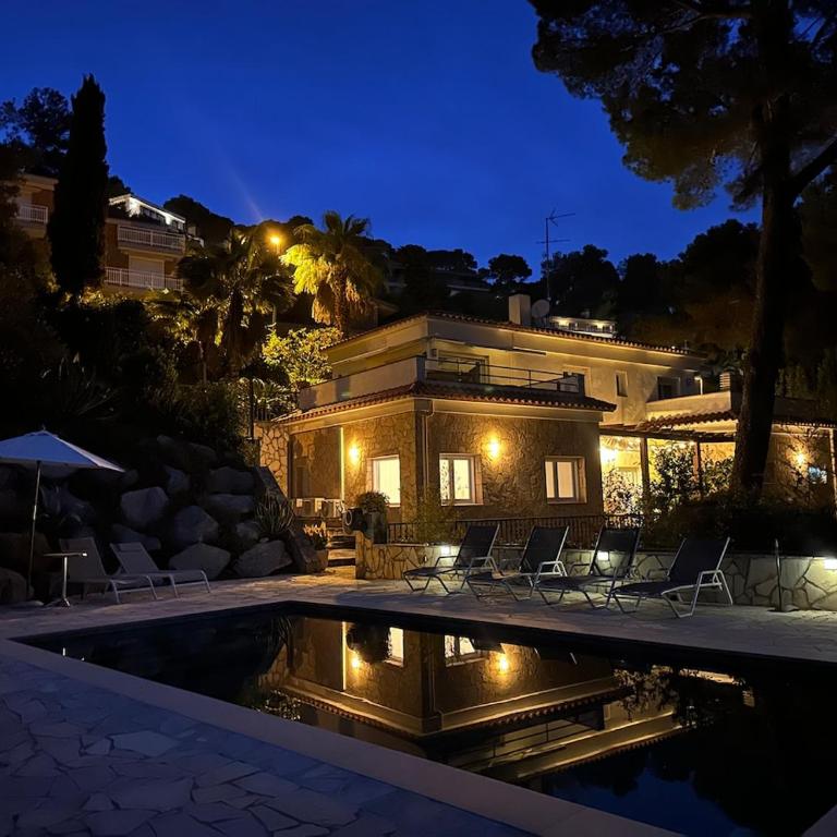 Villa Aura Brava, luxury sea views, balinese pool - Villa - 2
