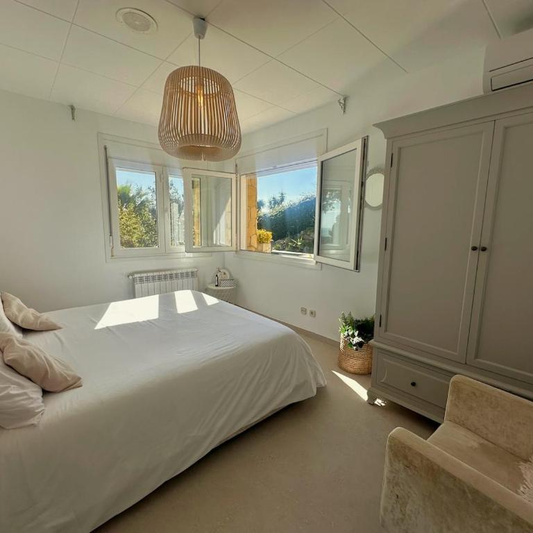 Villa Aura Brava, luxury sea views, balinese pool - Villa - 25