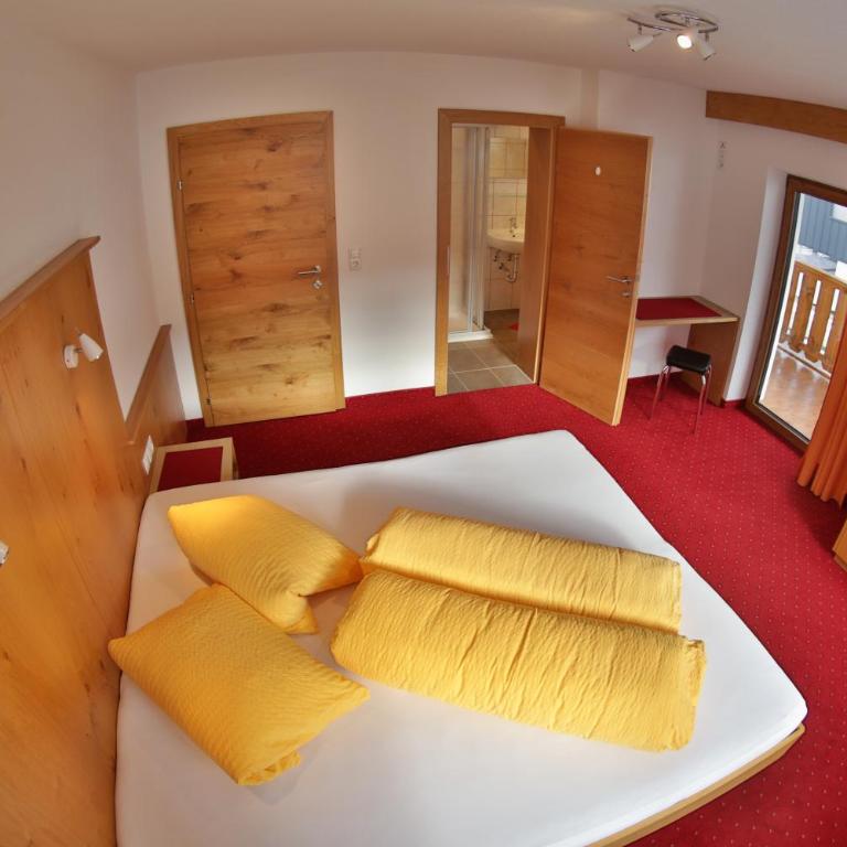 Alpenapart Zell - Apartment mit 2 Schlafzimmern und Balkon - 24